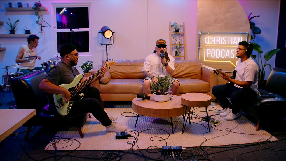 Charly Bless en Vivo desde Christian Podcast Studios: Música urbana, fe y propósito sin caretas