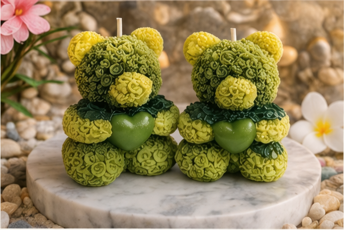 Thumbnail: Fresh Bloom Bear Candle