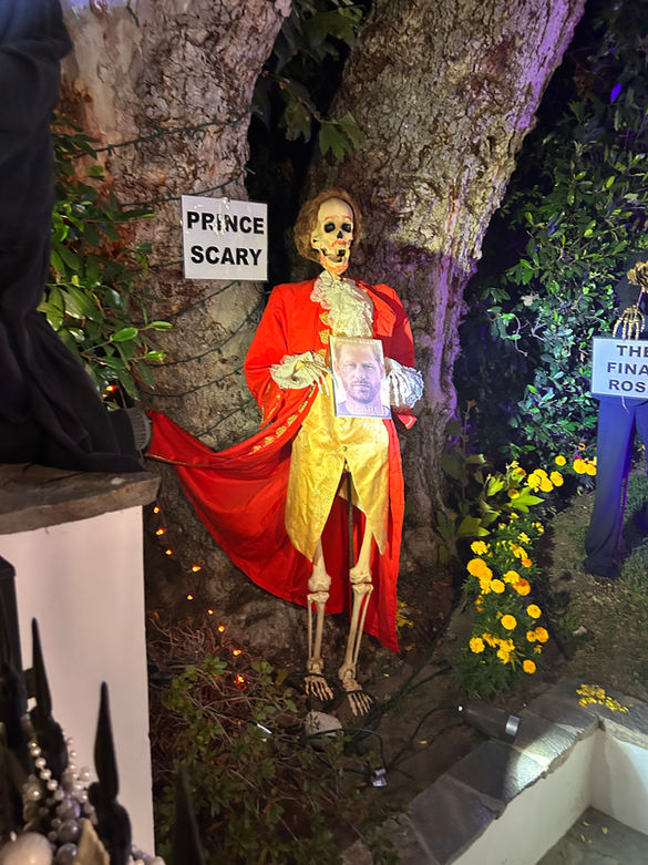 Haunted Maze Prince Scary Halloween