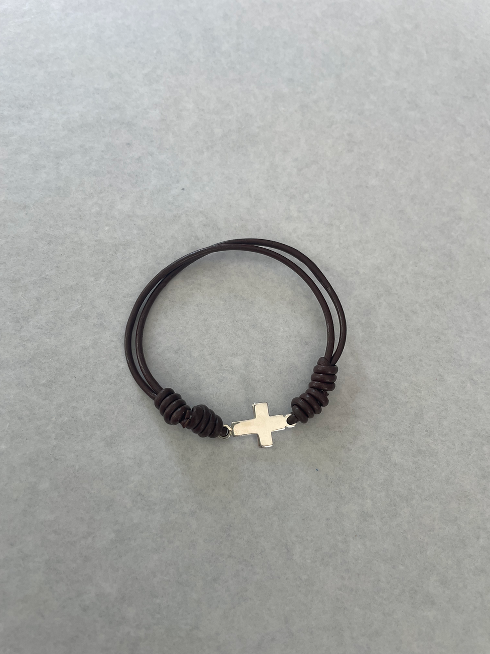 Miniatura: Brazalete con cruz