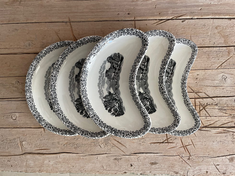 Miniatura: 6 media lunas o ensaladeras