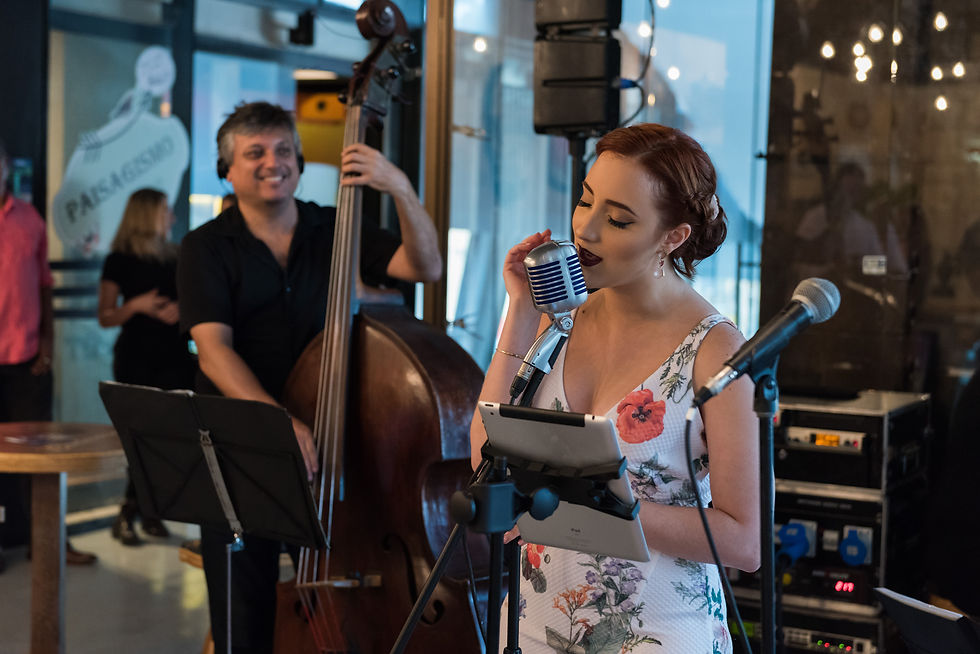 Jullie Costa no Morar Mais Por Menos