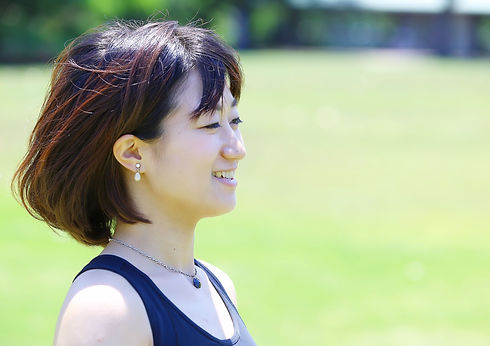 Ayako_御苑横顔.jpg