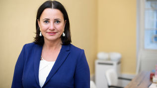 Mag.a Astrid Wutte-Lang, die Ombudsfrau der LWBK