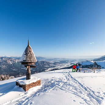 LOWRES_00000067421_Dreilaendereck-Winter-Marterl_Region-Villach-Tourismus-GmbH_Michael-Sta
