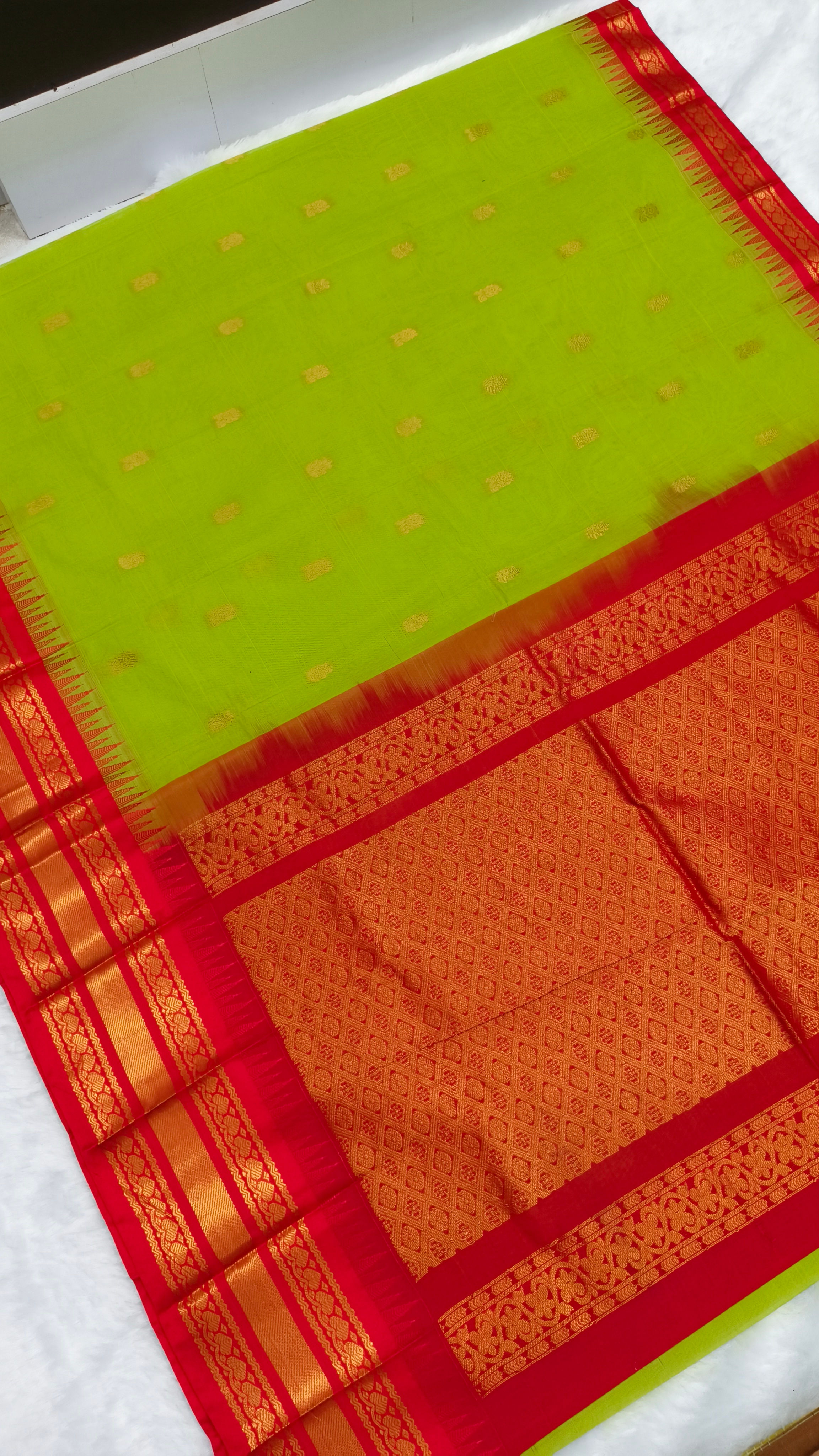Gadwal Cotton Kanchi Border