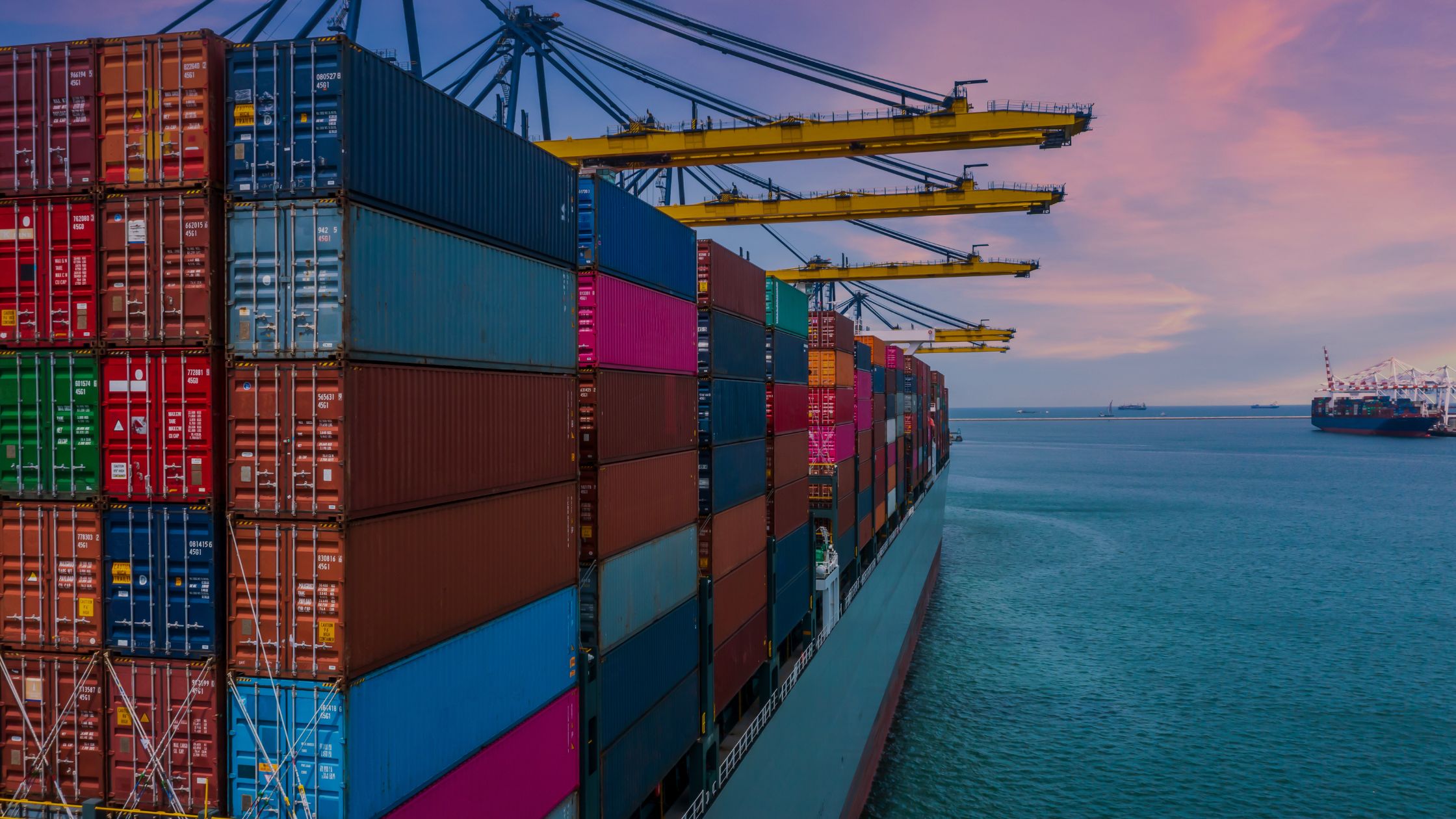 How Technology is Transforming the Shipping Industry