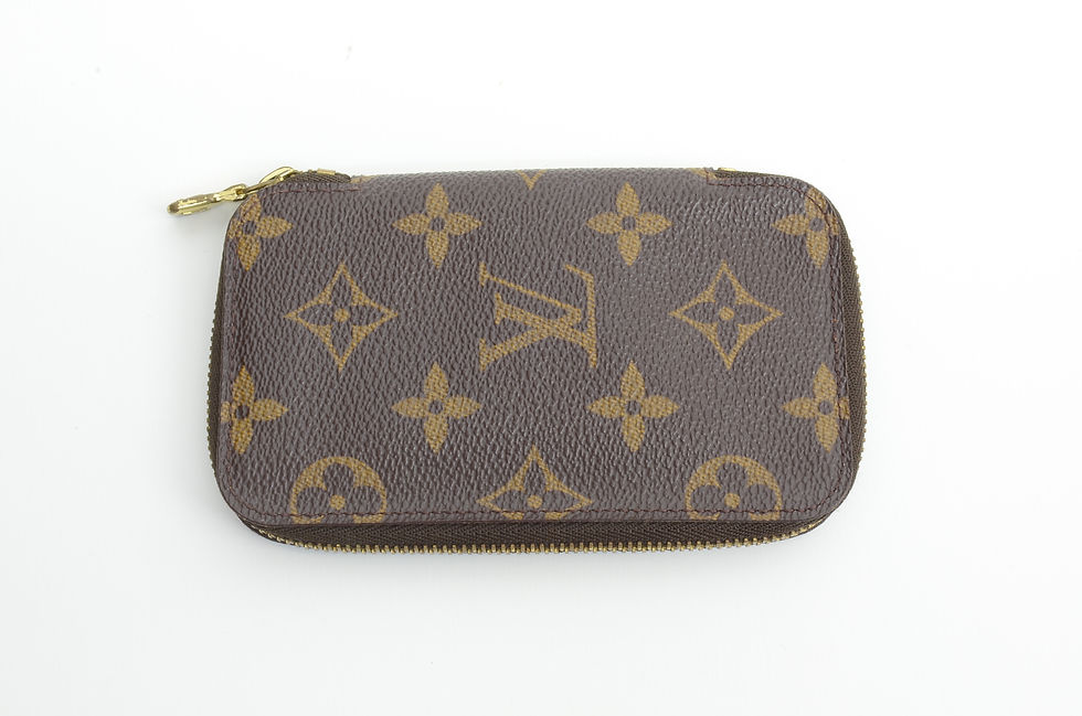 Thumbnail: Authentic Louis Vuitton Monogram Multicles Leather 6 Key Holder Wallet Accessory