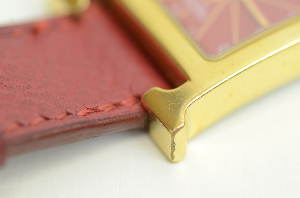 Thumbnail: Authentic Hermes Red Leather Gold Plated H Logo 21mm Watch Sunburst HH1.201