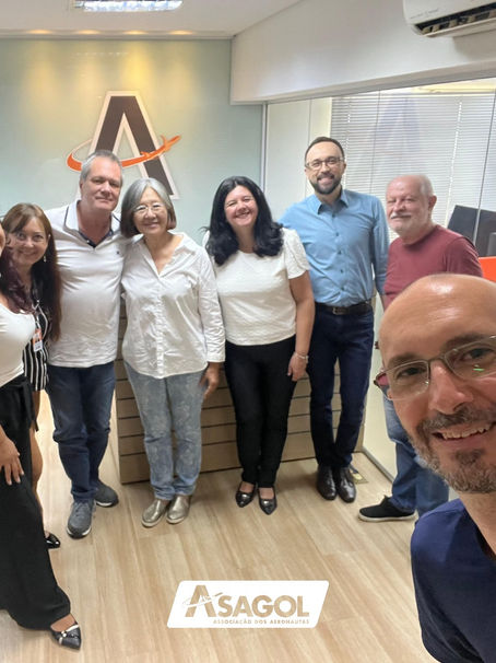 Cms. Celina se aposenta após uma vida dedicada à aviação