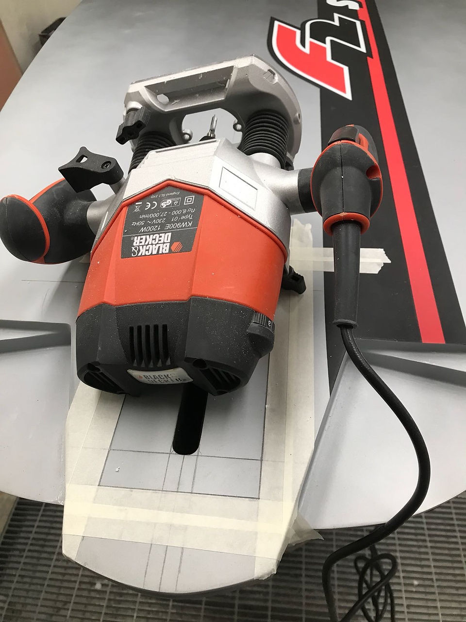 Cutting the olf fin box