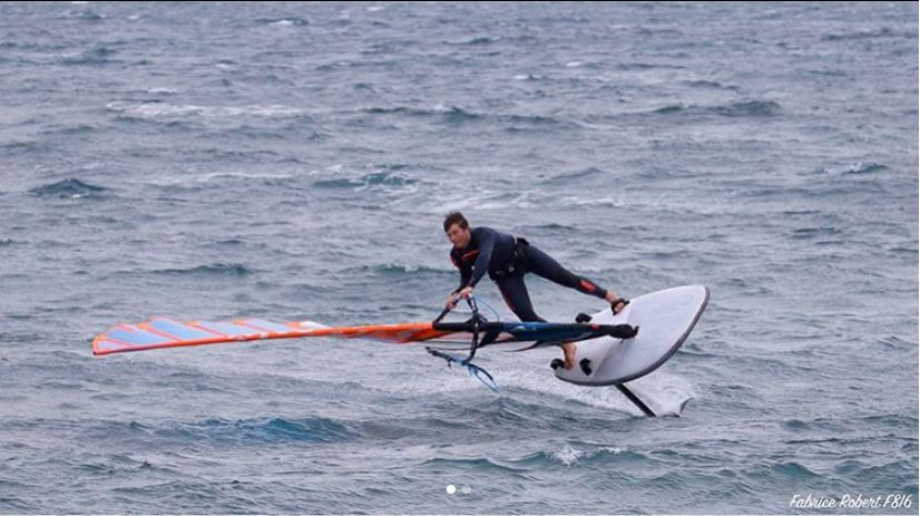 Nicolas jibing with a windfoil hydrofoil