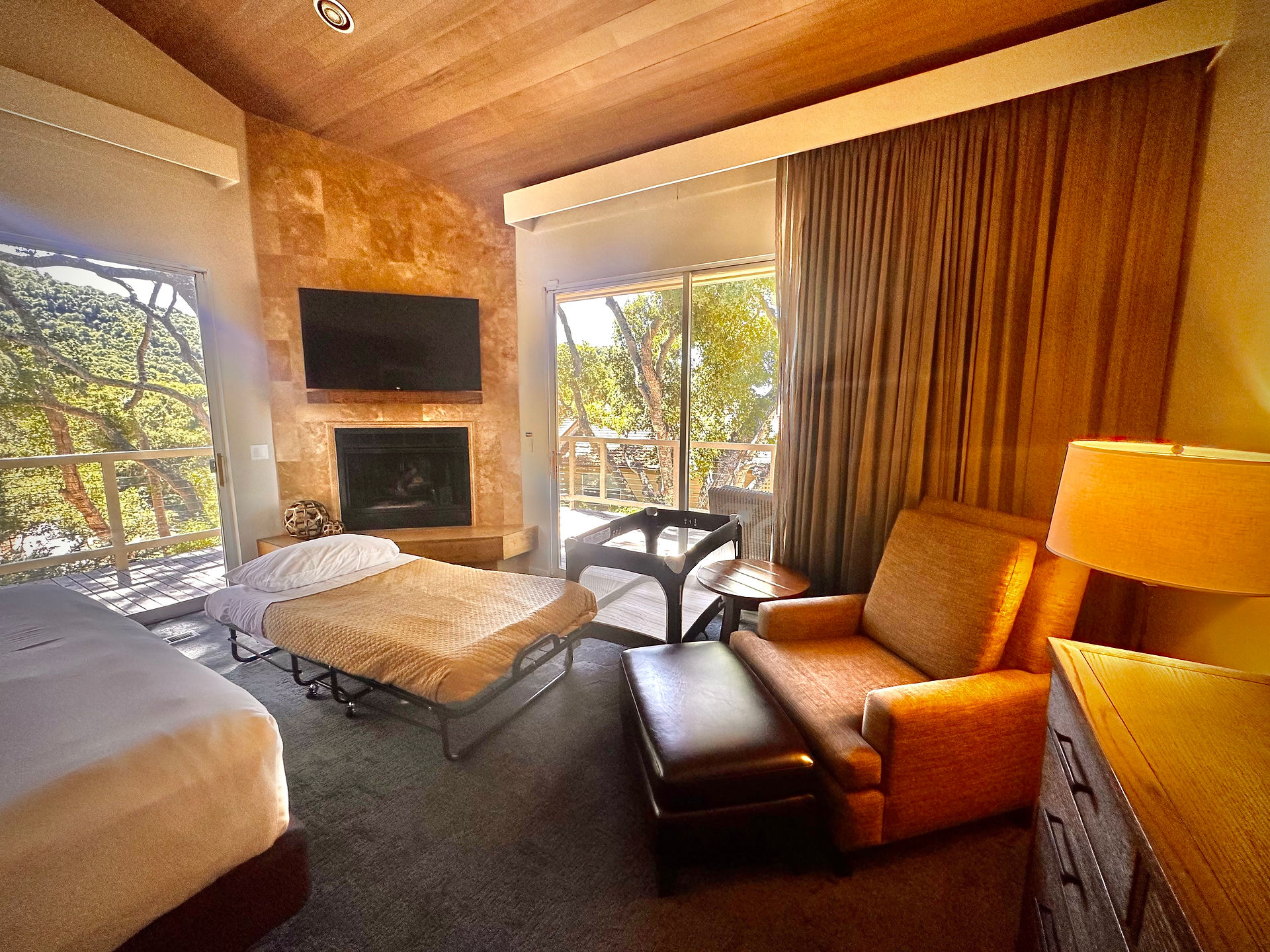 bedroom, Luxury Travel Guide, Viewfinder Travel, Viewfinder Travel Design, Travel With Viewfinder, Carmel Valley, LuxuryTravel, Travel Inspiration, Hidden Gems Carmel, Carmel Valley Ranch, LuxuryGetaway, TravelGuide, 