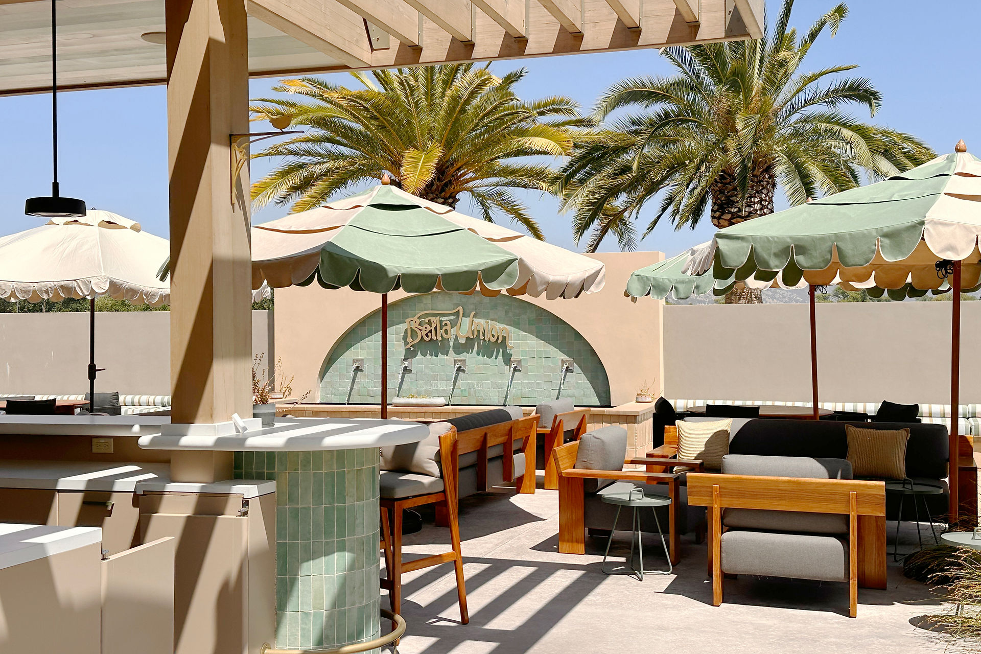 the outside area for marriage proposals