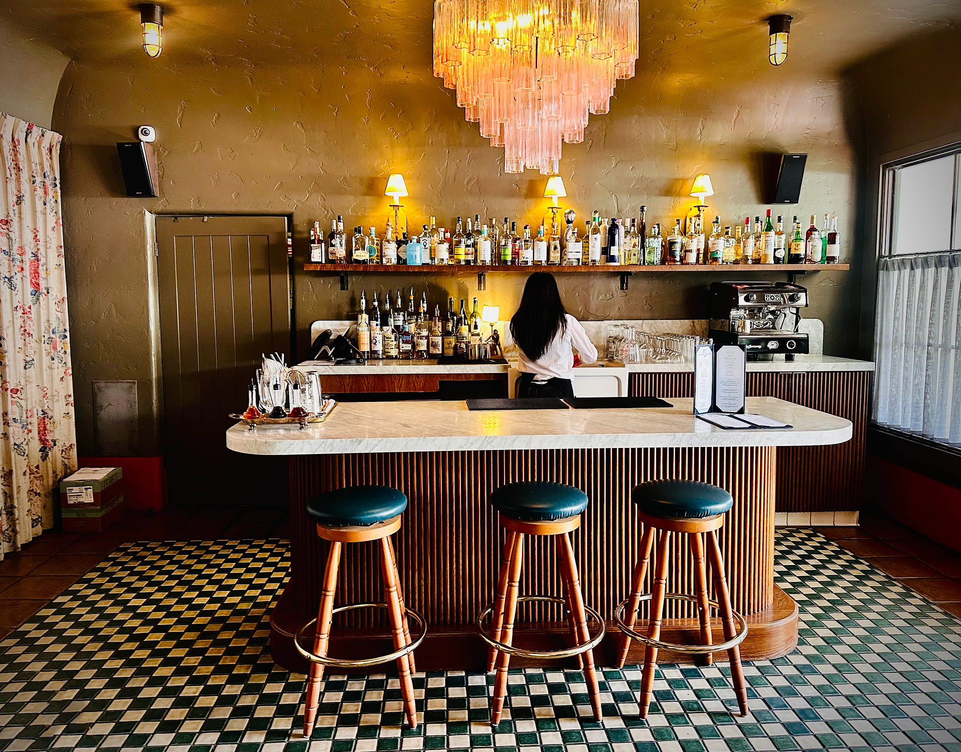 interior bar of pali house in santa barbara
