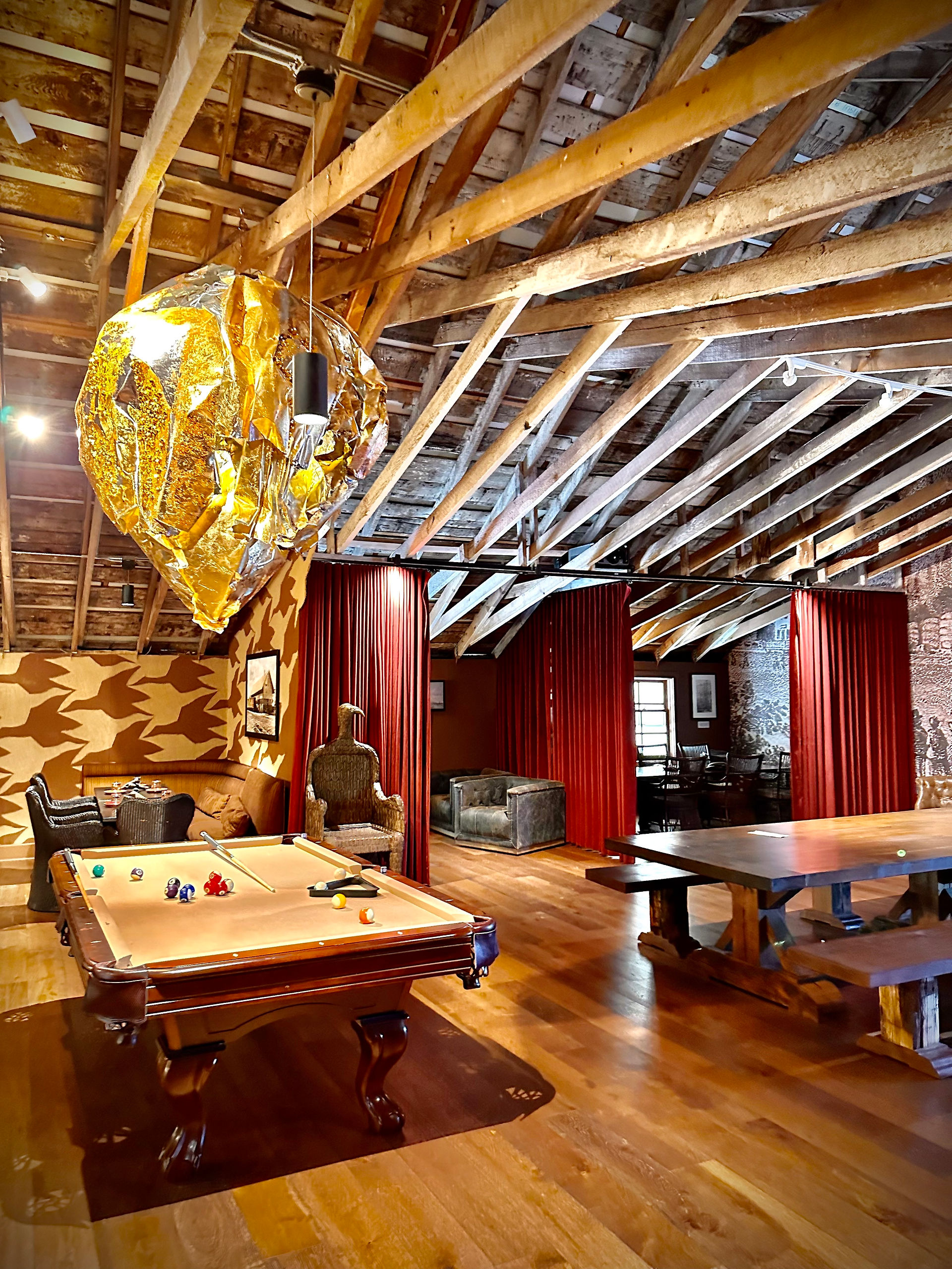 upstairs,Calistoga Depot, shopping and dining in Calistoga, travel planning by Viewfinder Travel, customized itineraries, wine tasting