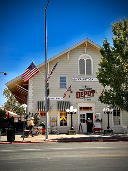 Calistoga Depot, shopping and dining in Calistoga, travel planning by Viewfinder Travel, customized itineraries, wine tasting