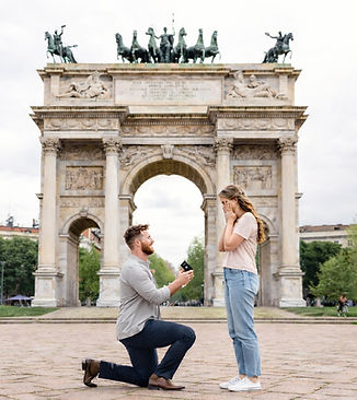 Marriage proposal Milano Arco della Pace, parco Sempione