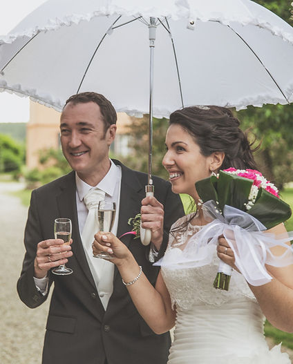 Sposi all’Agriturismo Granai Certosa Pavia durante il servizio fotografico