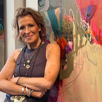 Ihead shot_edited.jpg