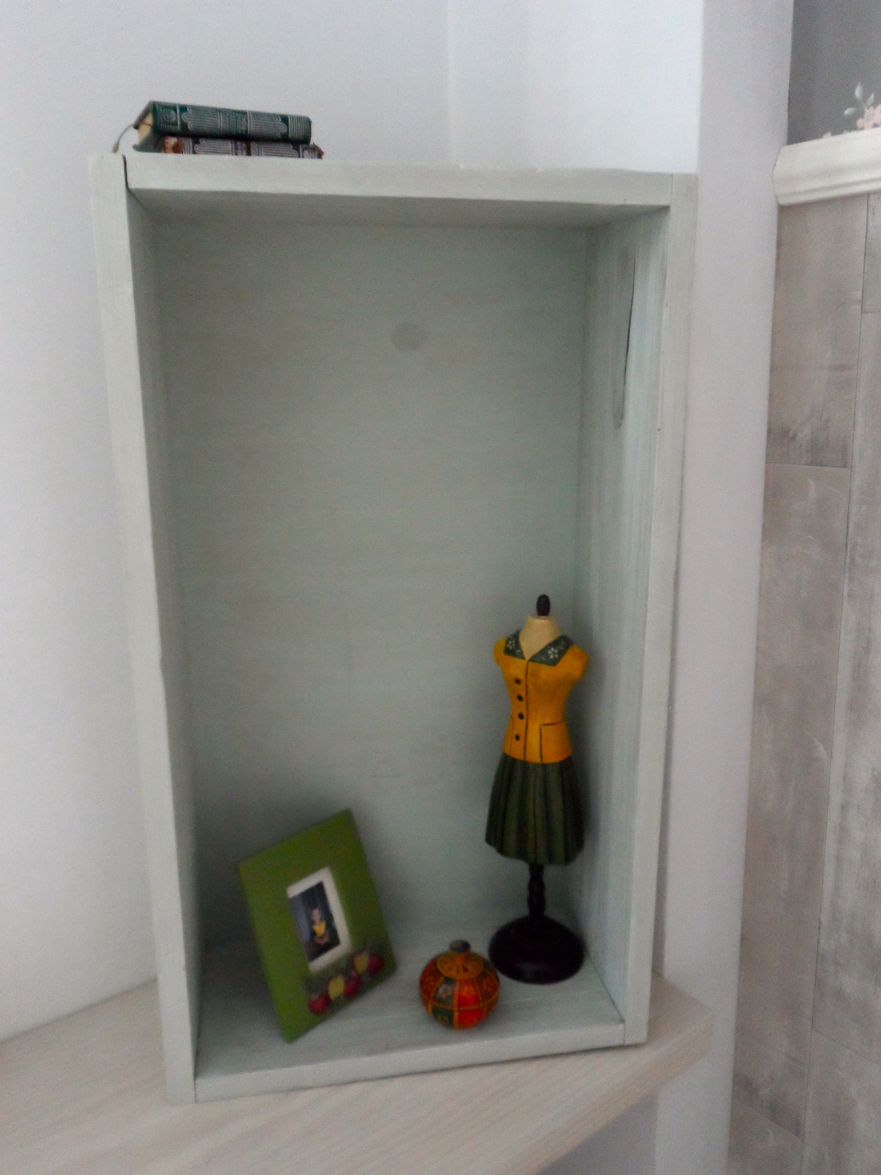 Cajón restaurado para decoración