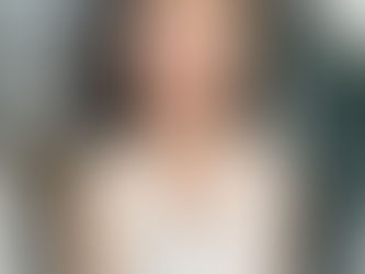 How can I achieve filtered makeup in wedding photos?
