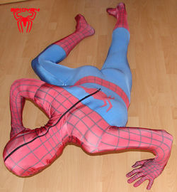 spidy_blue_03.jpg