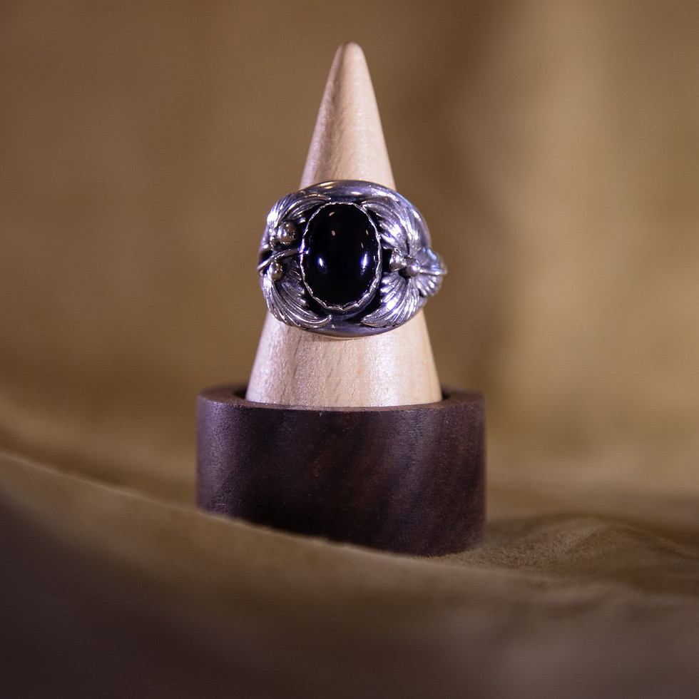Vintage Navajo Sterling Silver Black Onyx Ring — Signed NDI Front View