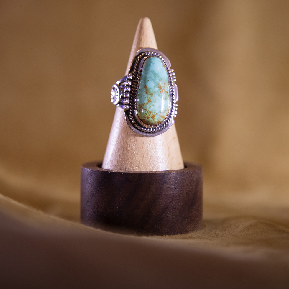Vintage Navajo Sterling Silver Turquoise Ring Front View