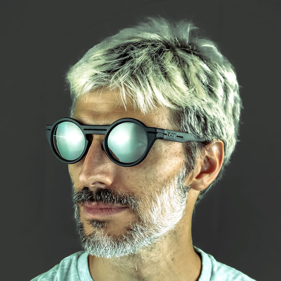 Thumbnail: SILLA - Silver Mirror