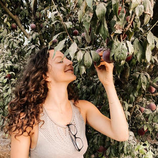 {Blog Post} 3 Big Reasons to Buy Organic and Local Produce