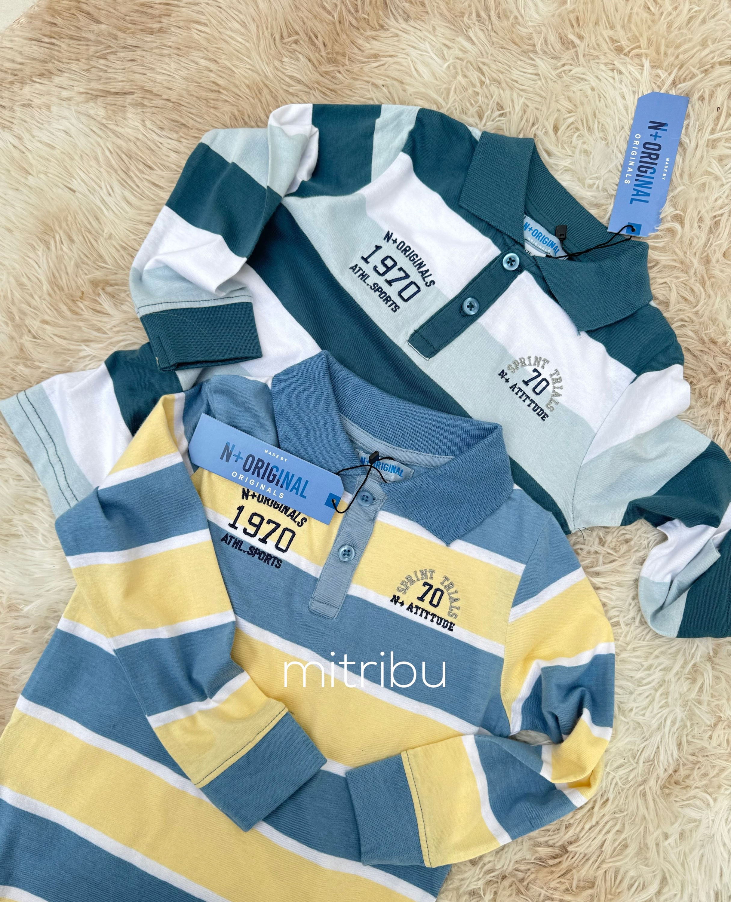 Remera con cuello N+ | 1 a 5 amarillo