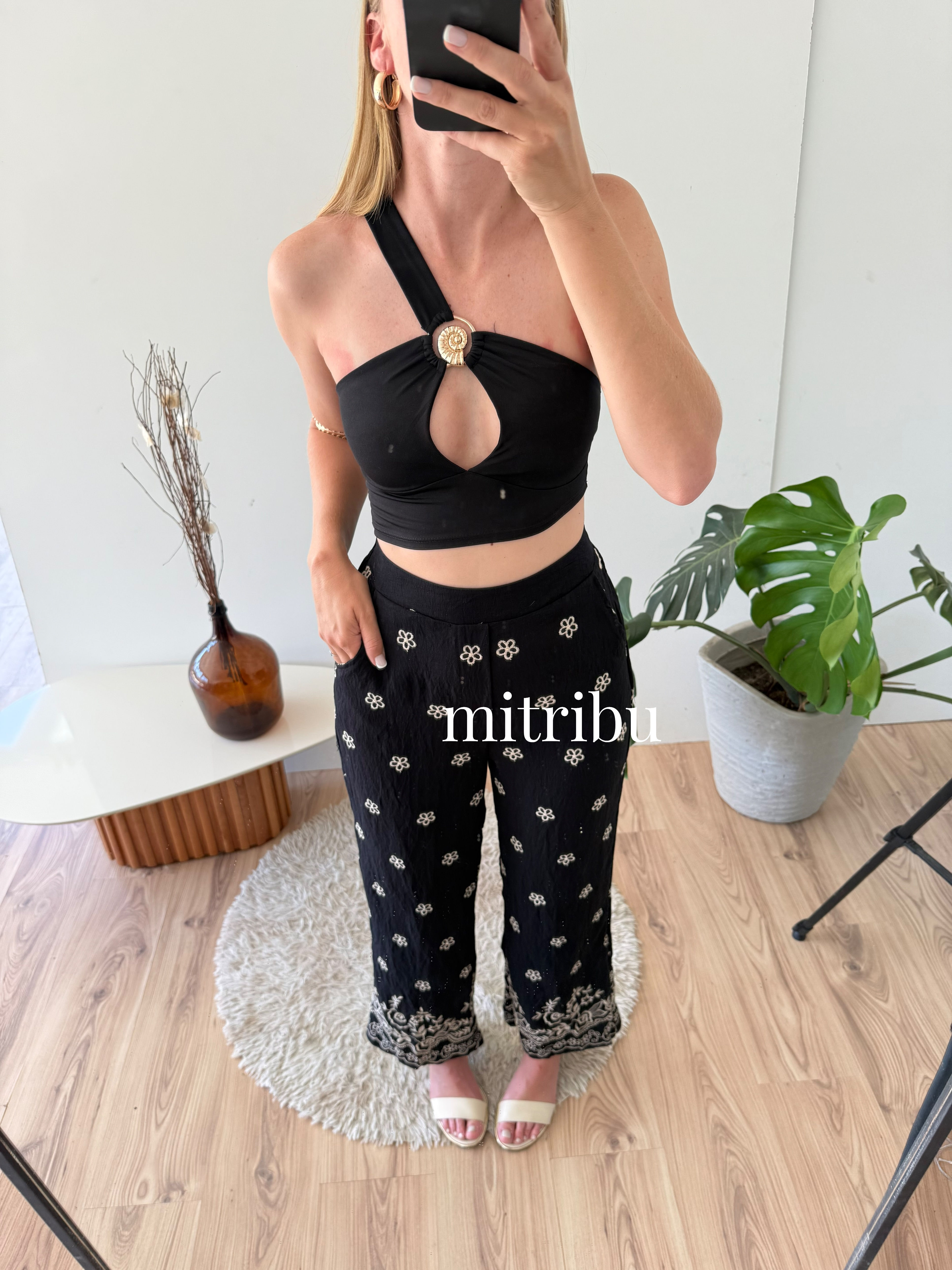 Pantalón bordado negro | M a XL 