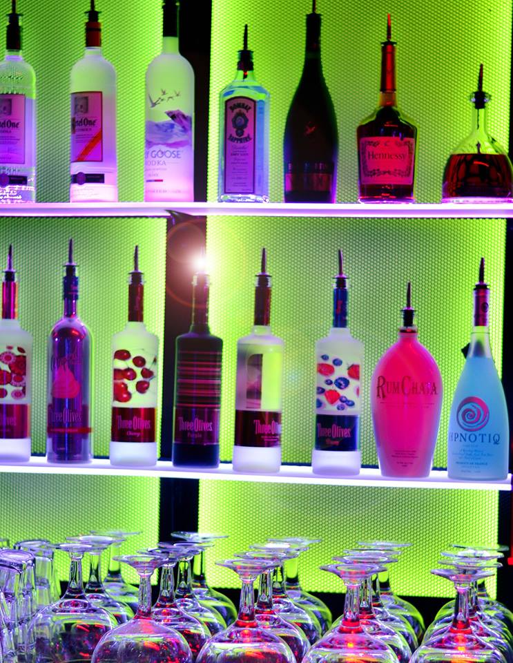 Totally 80s Bar Fullerton CA