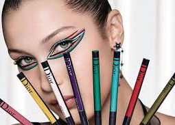 COLOR EYELINERS TO DIE FOR