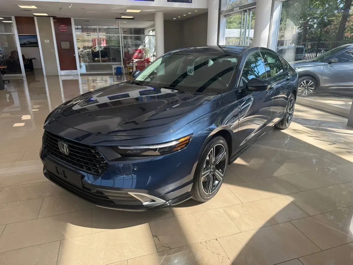 ACCORD ADVANCED HYBRID 2.0L 185HP