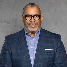 Darris Rollins Headshot.jpg