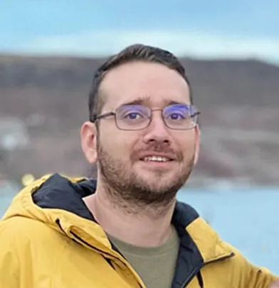 Mtro. Moisés Ayala