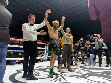 Falito Acosta toca el cielo en Dos Hermanas: Europa se rinde ante el corazón nazareno