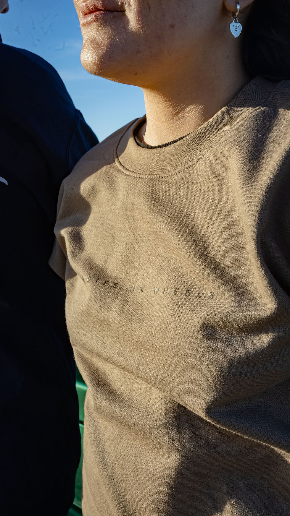 Miniature : Crewneck Brown - More Money For Car Parts