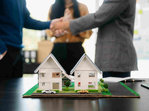 Reputed-Real-Estate-Developer-2048x1235.jpg