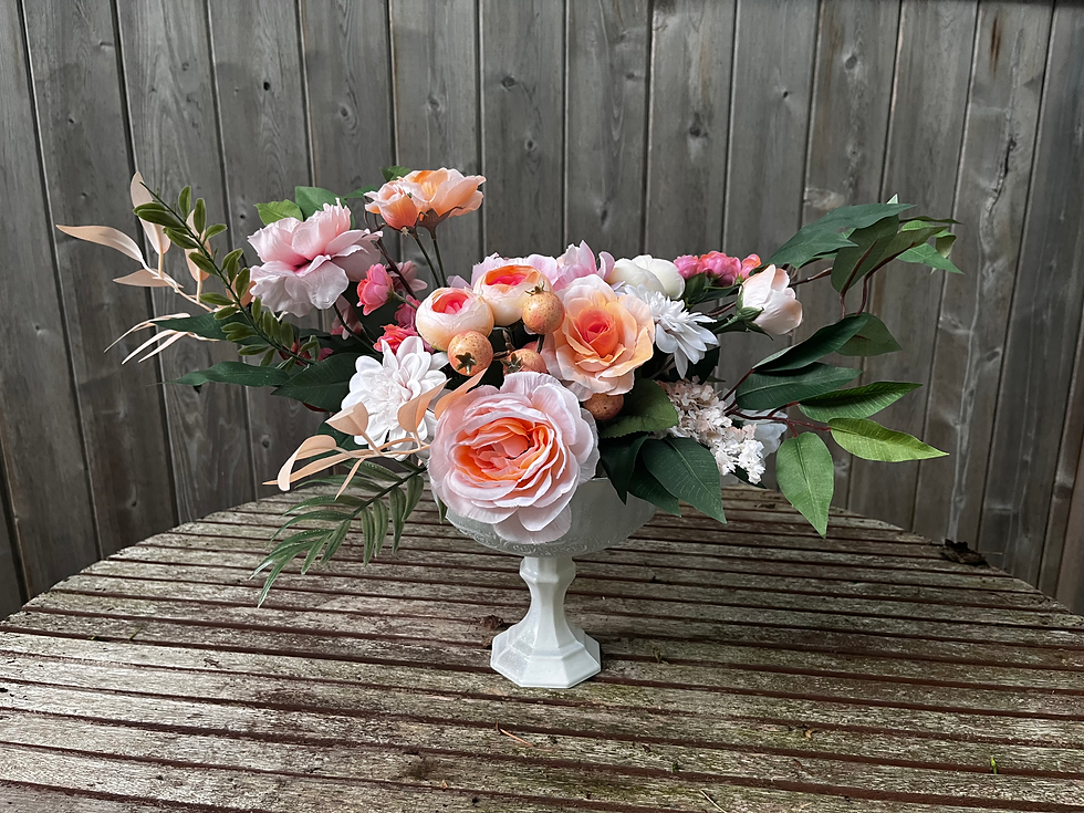 Thumbnail: Customizable compote vase floral arrangements