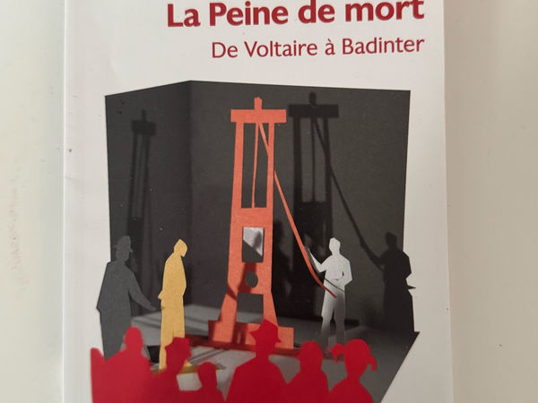 Livre Étonnants Classiques - La Peine de mort : De Voltaire à Badinter