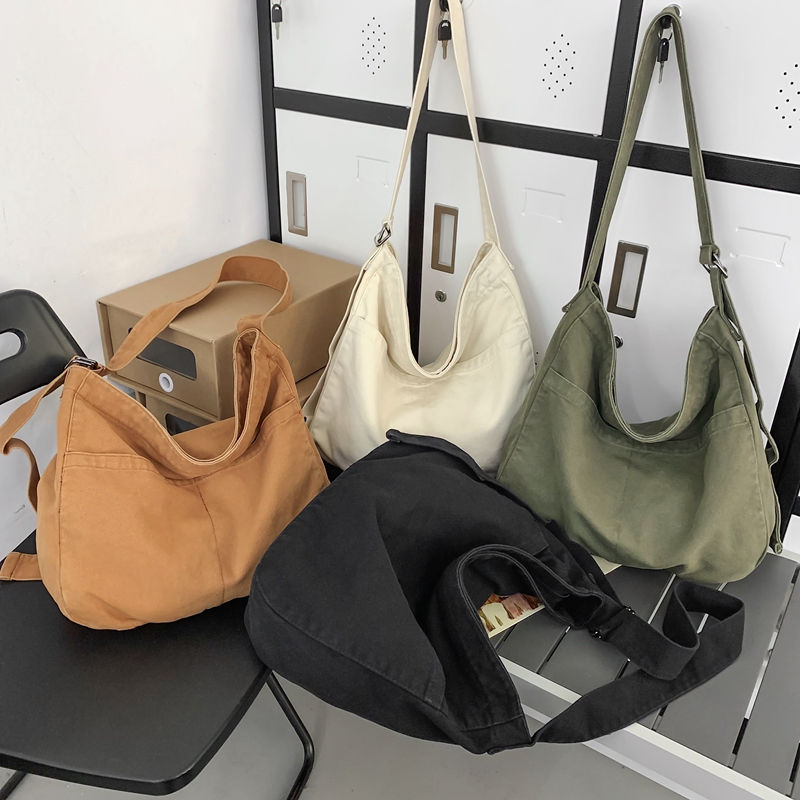 Thumbnail: Willow Slouch Bag