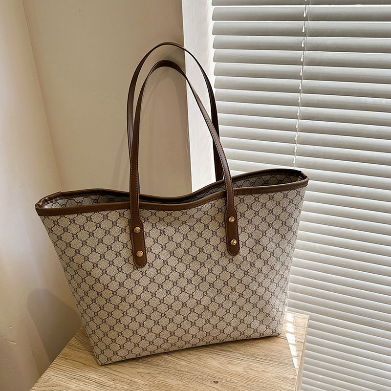 Thumbnail: The Mayfair Signature Tote