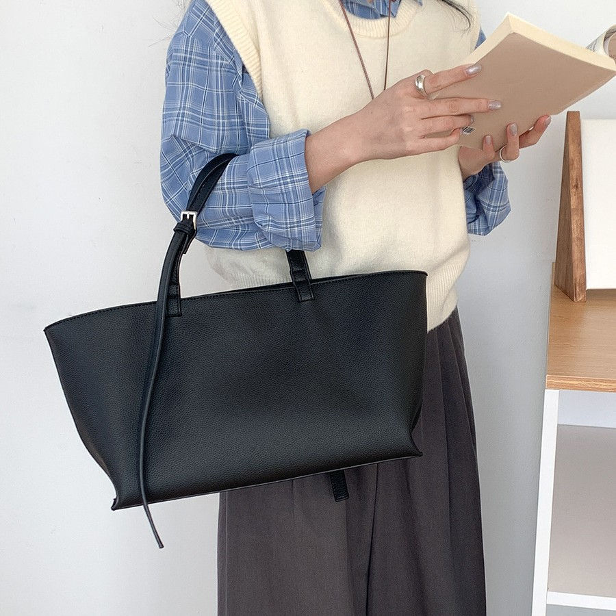 Thumbnail: The Chelsea Tote