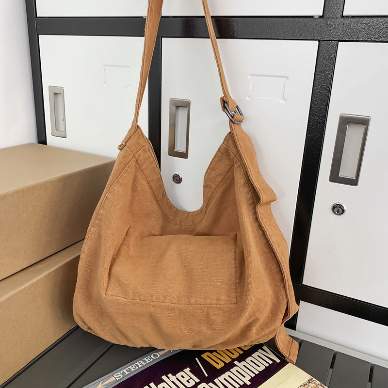 Thumbnail: Willow Slouch Bag