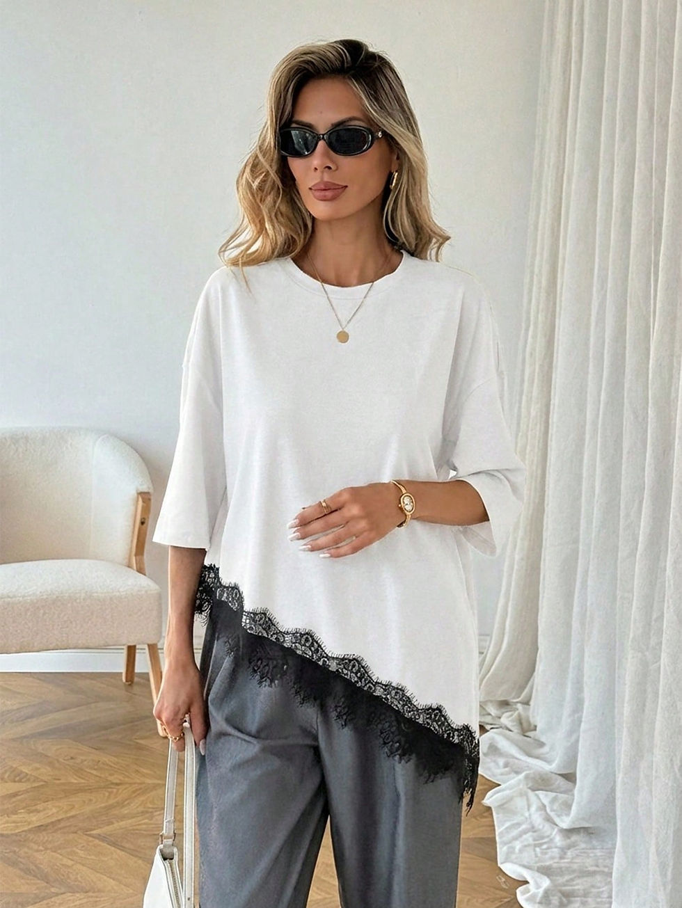 Thumbnail: Luna Lace Hem Top