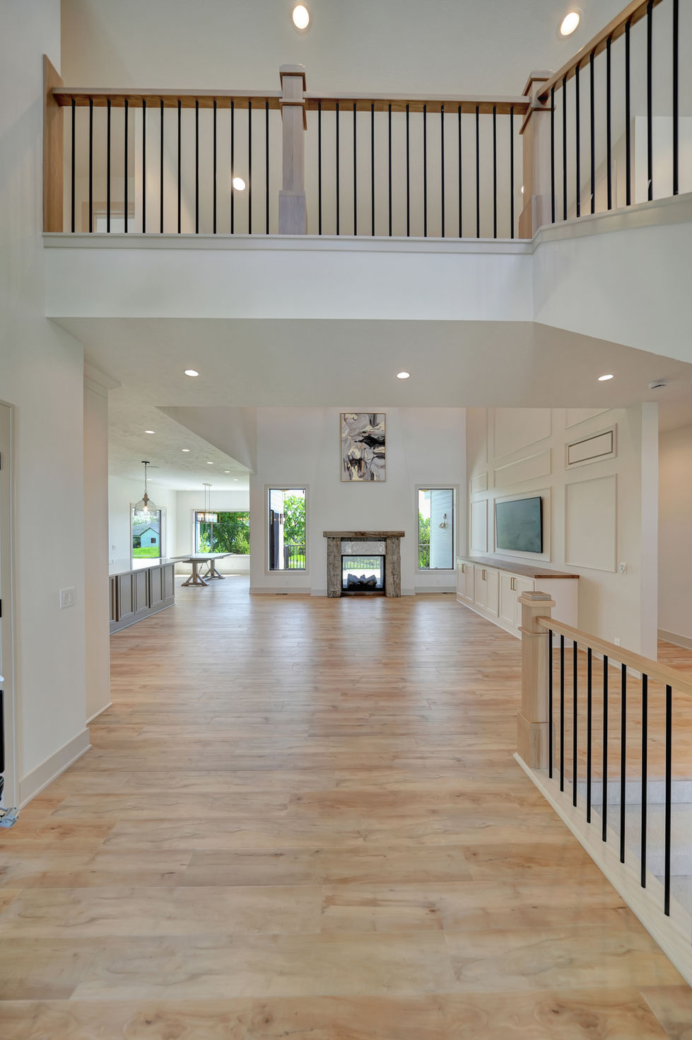 8960 Buckskin Ct-12.jpeg