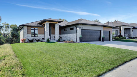 8825 Grey Hawk Ct